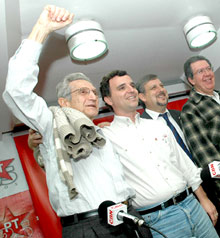 {444FE1EF-286F-43B3-BDC2-622966DBD2D3}_os233_pt